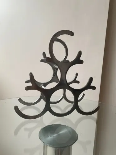 Suporte para Garrafas de Vinho