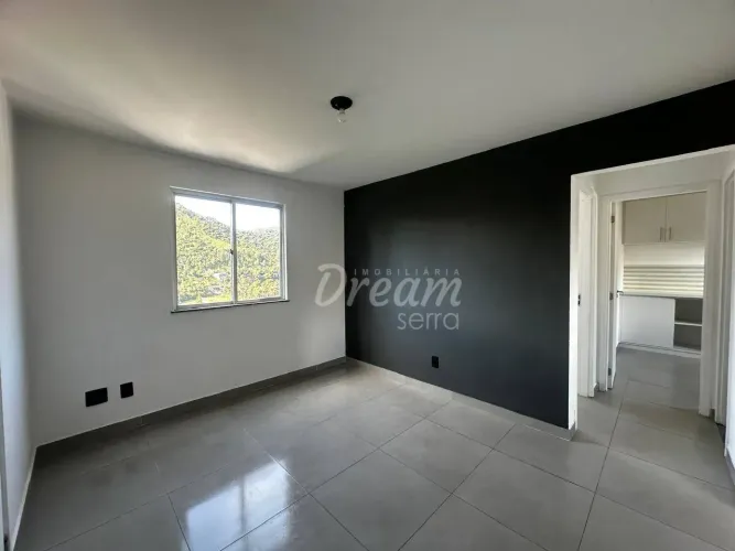 Apartamento com 2 dormitórios à venda, 55 m² por R$ 195.000,00 - Bom Retiro - Teresópolis/