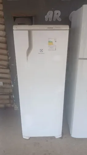 GELADEIRA ELECTROLUX FROST FREE