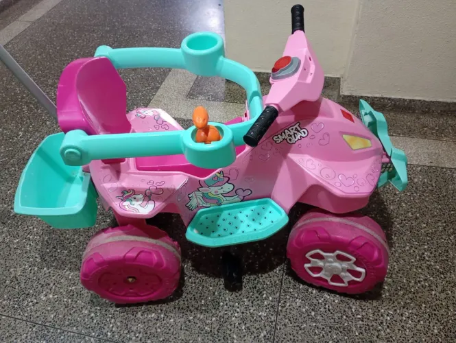 Quadriciclo bandeirante unicórnio