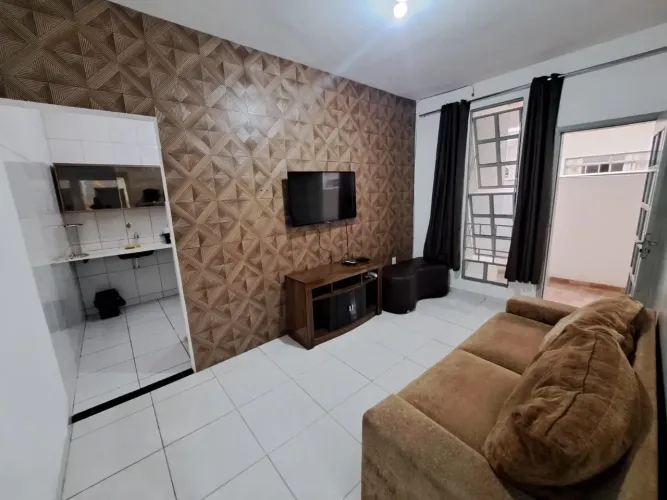 EXCELENTE CASA MOBILIADA PARA LOCAÇÃO NO BAIRRO GLORIA