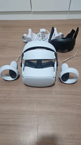 Meta Quest 2 128GB + 2 Straps Ajustáveis + Base Carregadora