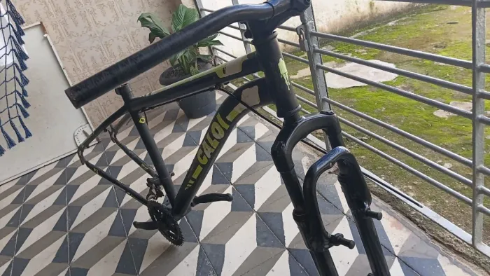 Quadro de Bike da marca Caloi.