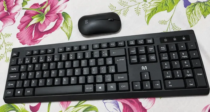 Kit teclado + mouse sem fio Multilaser