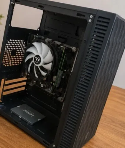 Kit Xeon E3-1230 V2 + 16GB RAM + Placa-Mãe + Gabinete
