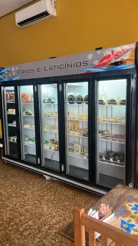 GELADEIRA EXPOSITORA