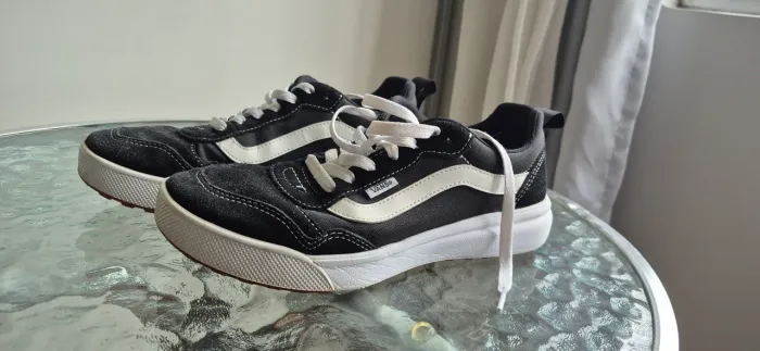 Vans Ultrarange 39 (US 8.5)