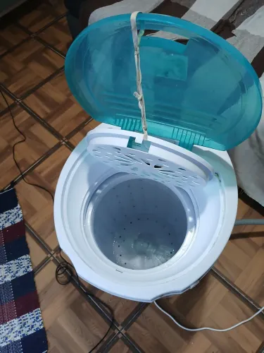 Centrifuga para retirar peças