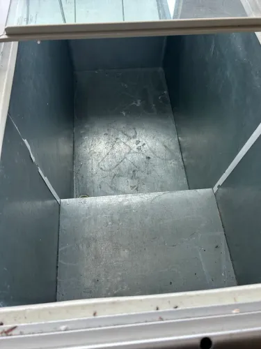 Freezer horizontal