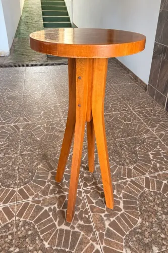 Mesa Bistrô Alta Redonda de Madeira - Ideal para Cafeteria