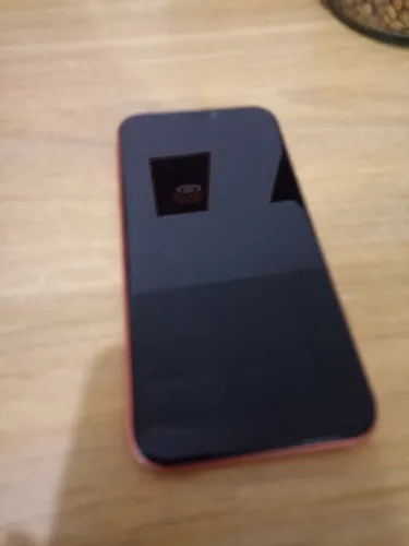 iPhone XR, bem cuidado, bateria 76%