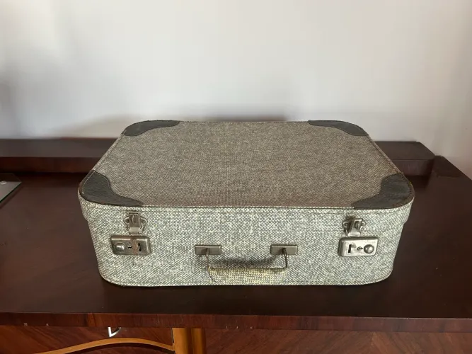 Mala estruturada antiga/vintage