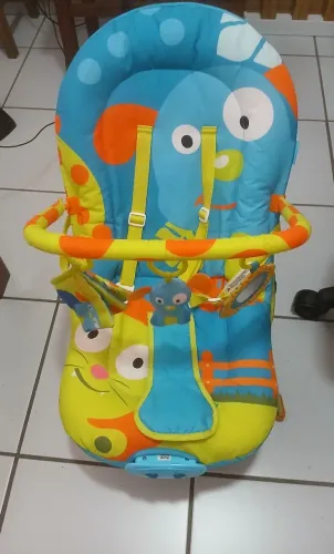 Cadeirinha de balanço musical