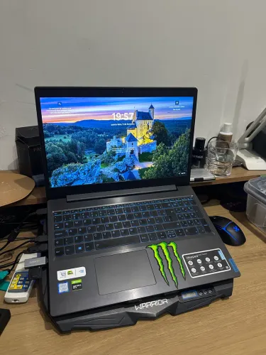 Vendo notebook Lenovo gamer