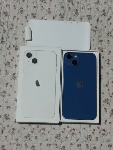 iPhone 13 semi novo com caixa 