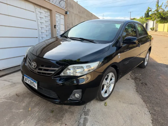 Toyota Corolla GLI 1.8 Flex 16V Aut. 2012