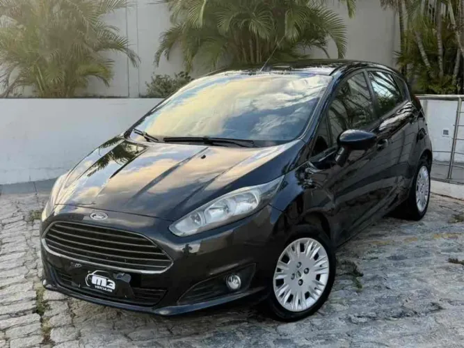 Ford Fiesta 1.0 Rocam SE Plus Hatch 8V Flex 4P Manual 2014