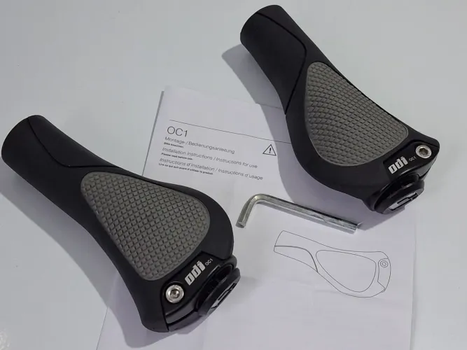 Punhos / manoplas ergonômicas ODI OC1 - ORIGINAIS - POUQUÍSSIMO USADAS