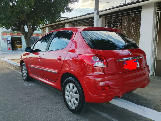 Peugeot 207 XR Sport 1.4 Flex 8V 5P 2012
