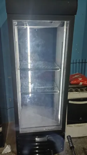 Geladeira expositora metalfril 520 litros 220 volts