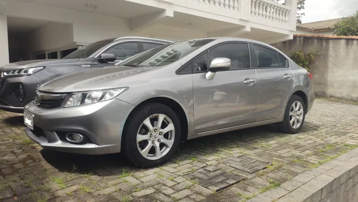 Honda Civic Sedan EXS 1.8/1.8 Flex 16V Aut. 4P 2013