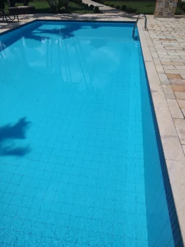 Faço pintura casa AP lojas etc.limpesa de piscina