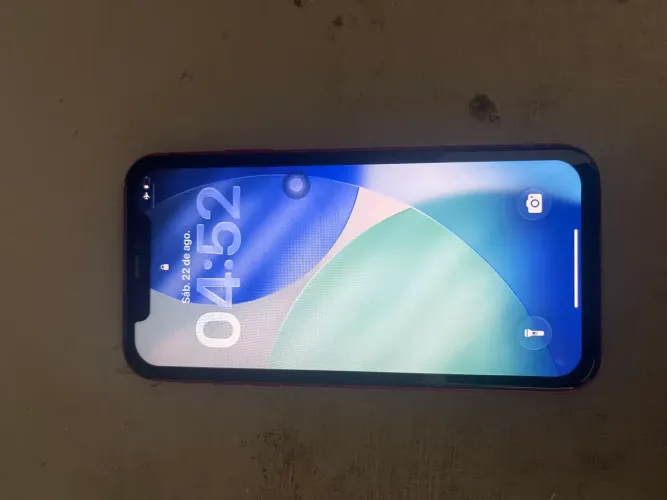 iPhone 11 64g impecável