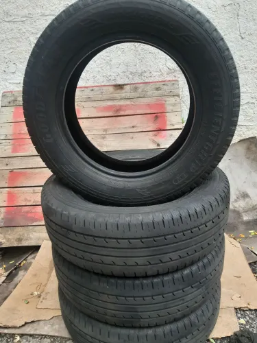 Jogo de pneus 205 65 16 Goodyear