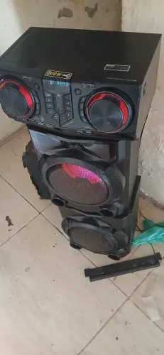 Som LG 810w