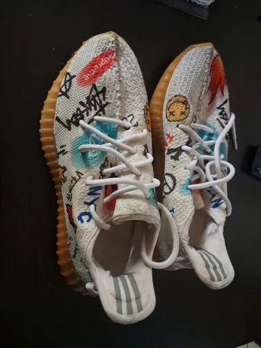 Tenis boost yeezy A2 adidas