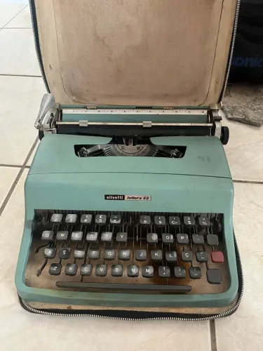 Máquina de escrever 