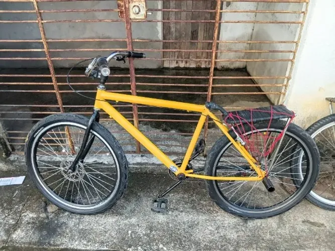 Bicicleta montadinha aro 26