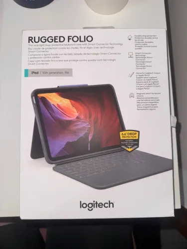 Capa com Teclado Logitech Rugged Folio para iPad 10ª Geração / A16 - NOVA, Nunca Usada
