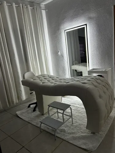 Maca luxo off white para cílios (estética)