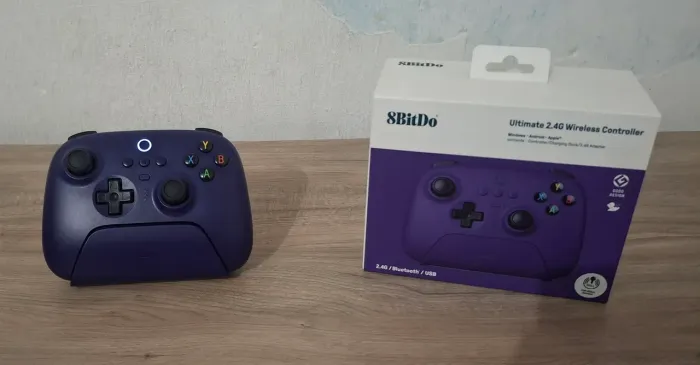 CONTROLE DE PC ANDROID E APPLE 8BITDO ULTIMATE COM BASE ROXO HALL EFFECT