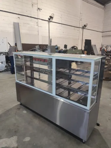 Vitrine expositora refrigerada em inox para balcão, 120×60×125 cm