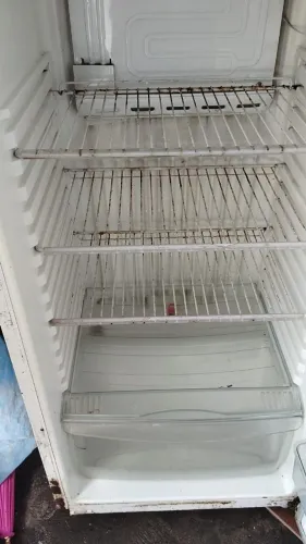 Vendo geladeira usada