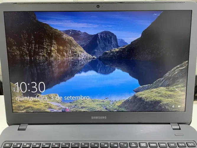 Notebook Samsung essentials