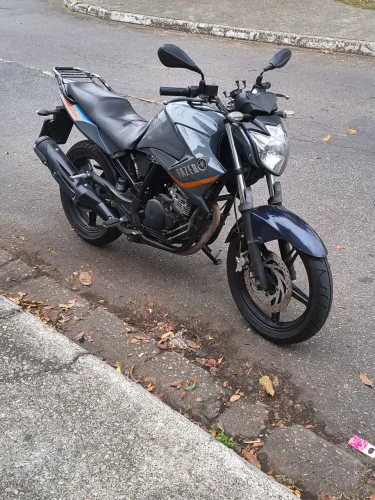 Fazer 250 
