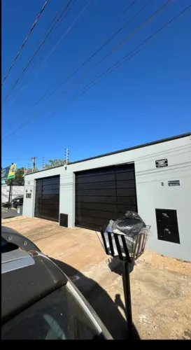 Alugo casa na 1503 sul  2/4 Quarto sendo um suite, tendo a opçao de alugar com os moveis