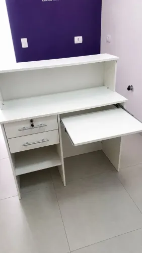 Balcão caixa / armário recepção