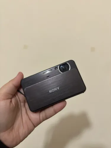 Sony cybershot T99