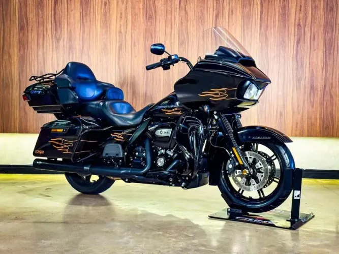 Harley-Davidson Road Glide Limited 2021