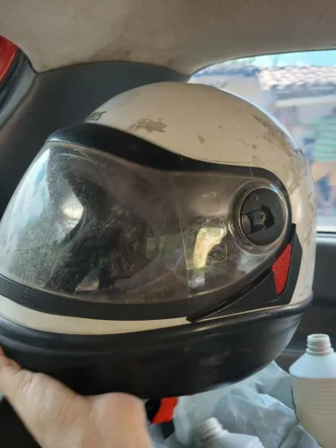 Capacete