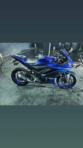 Yamaha R3