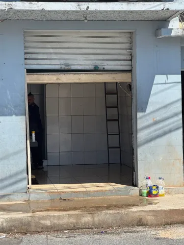 Alugo loja rua Junquilhos 178, nova Suissa