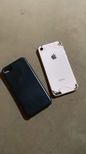iPhone 8