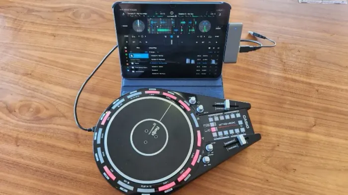 Controladora Dj Casio Trackformer Xwdj1 Preto (DDJ, CDJ, Mesa)