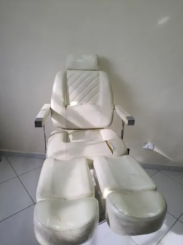 Vendo cadeira e mocho
