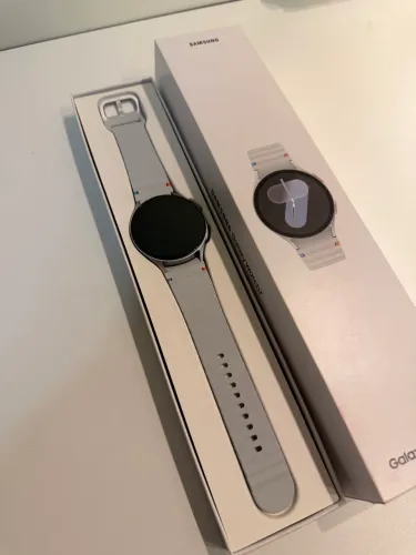 Samsung galaxy Watch7 (NOVO)